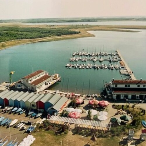 DER PIONIER AM PIER Vom Braunkohlerevier zum Tourismusmagnet – in den 90ern unvorstellbar! Heute ist der Cospudener See...